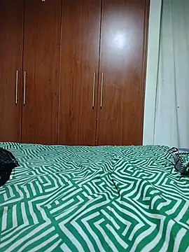 juanstevan2724 - Juanstevan2724's free webcam - UK Sex Cams