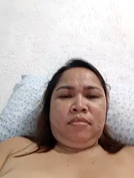 Sweetlorie_83 webcam