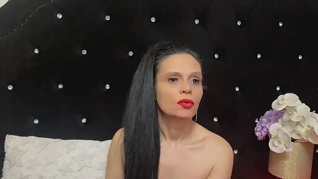Sweeteest_Julie webcam