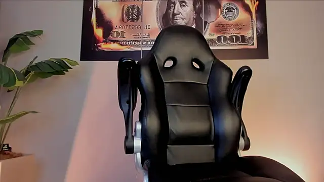 chrizmacgregor webcam