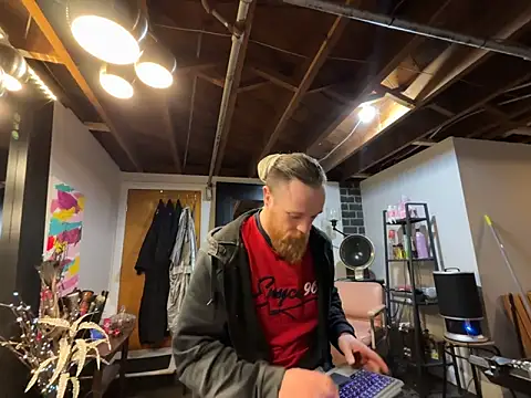 H1gh_Fr3qu3ncy webcam