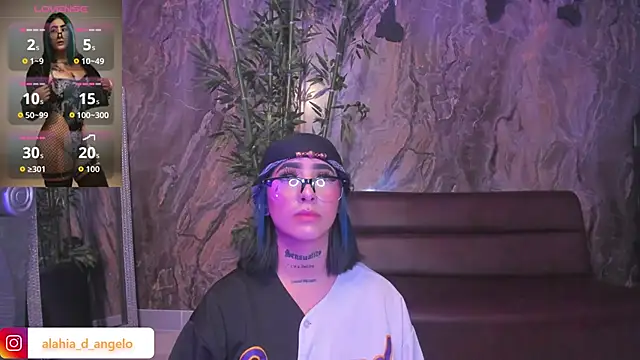 Alahia_Dangelo webcam