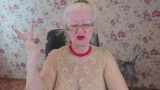 Maya_Mayflower webcam