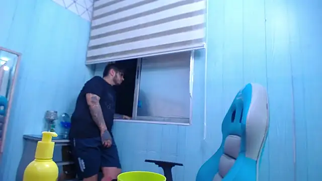 allison_max_tattoo webcam