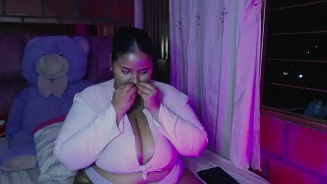 Valentina_belmont webcam