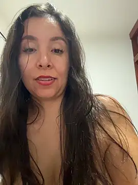 emely_sexx20 webcam