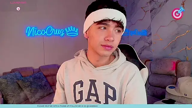 Niico_Cruz webcam