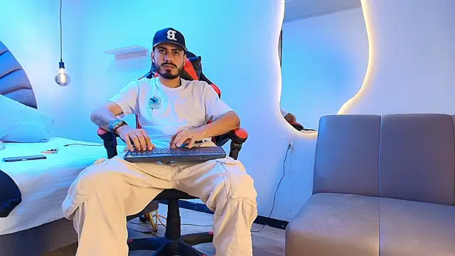 MatthewCullen webcam