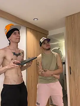 thebatmansion (Ask my age) - 🔥❤️OMGG YESS 🔥❤️ SO HOT