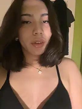 sidechick_bunny - SideChick_Bunny's free webcam