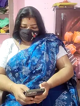 tamil_lathikaaa webcam