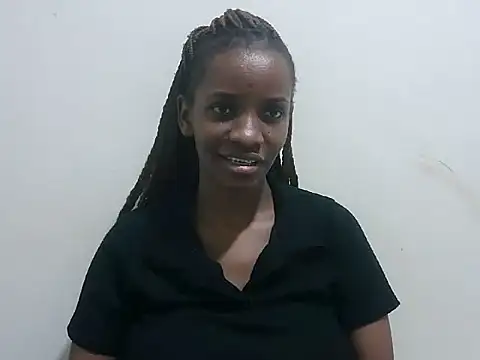 prettybeee - Prettybeee's free webcam
