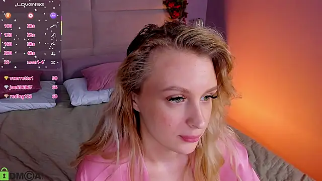 kiraruiz - KiraRuiz's free webcam