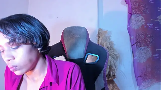 bad_girl_xxx (F teen) - make me Squirt