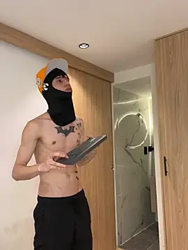 TheBatMansion webcam