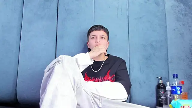 Megan_Thompson_ webcam