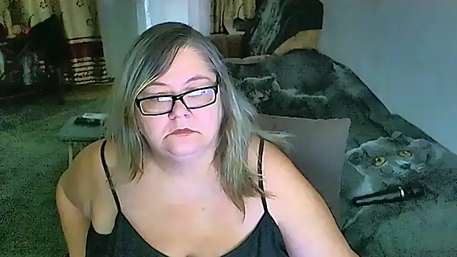 sex2 (F mature) - naked, squirt