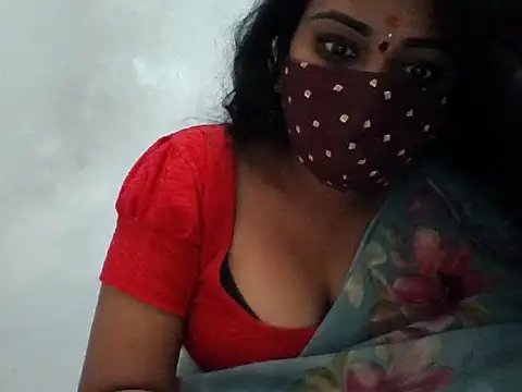 rathi-priyaa (F young) - Ass spank 5 times