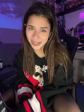 crystal_bunny7 (F young) - fuck my ass with black dildo