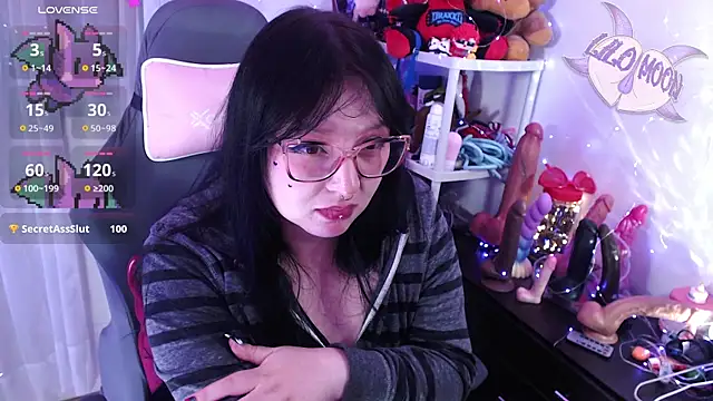 LiloMoon69 webcam