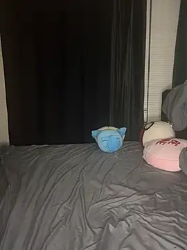 YeahhhitsBreezy webcam