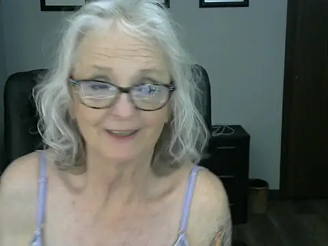 JoleneDelacroix webcam