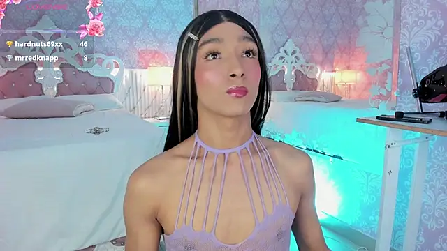 _AdharaSkinny webcam