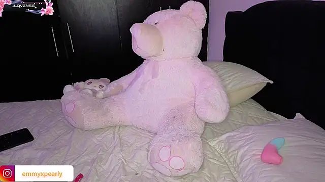 emyxpearly webcam