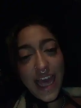 LilithMonette webcam