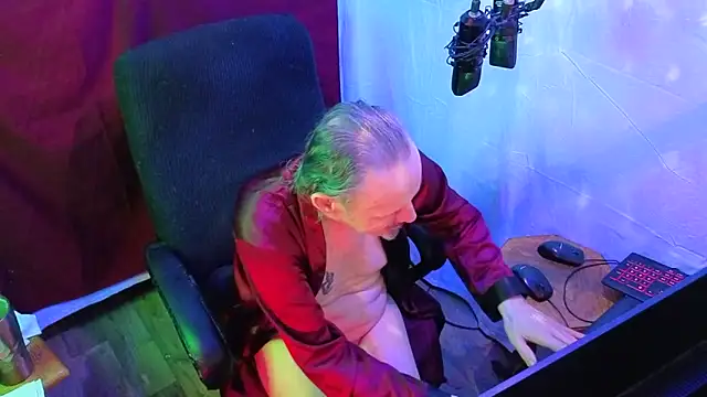 richy__rich_ (M grandpa) - to get $ to pay my Internet