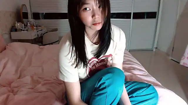 Miu1_girl live sex cam