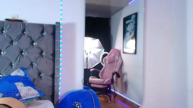 GraceWallace_ webcam