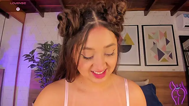 MiaKay1 live sex cam