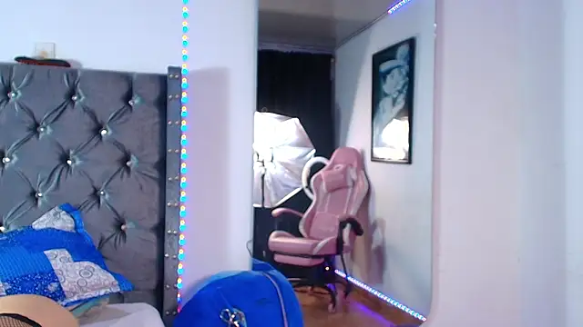 GraceWallace_ webcam