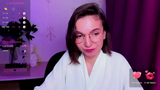 KindHazelHere_ webcam