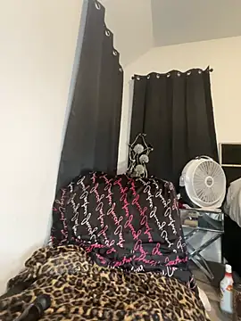 Exotic_Queen_ webcam