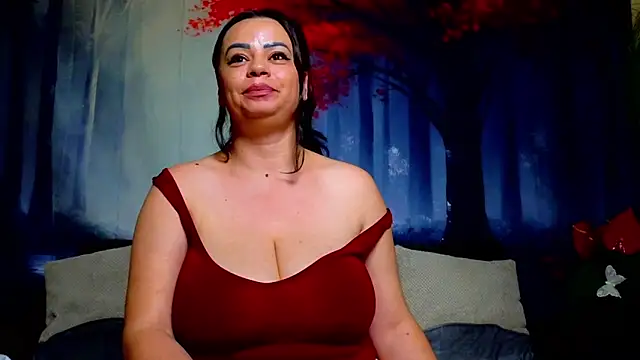 ElizabethEven webcam