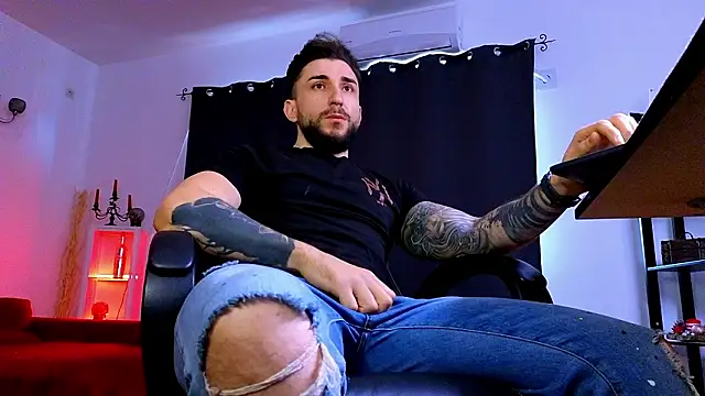 mightyaaron66 (M young) - 𖤐🔥 parTy Time ,House parTy  !  💨𖤐