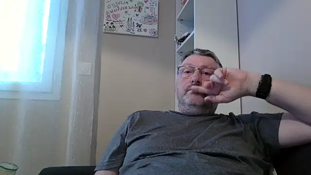 doudou310 (Ask my age) - help me to buy lovense toy