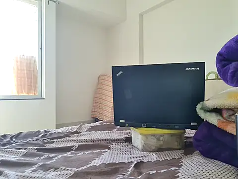 young-hairy-jon webcam