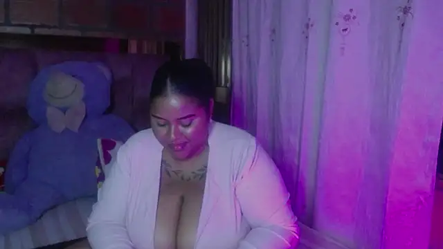 Valentina_belmont webcam