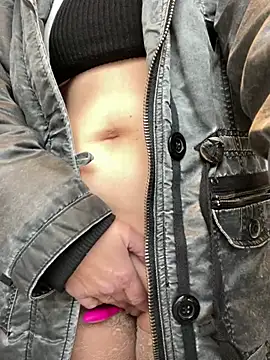 NataKitten live sex cam