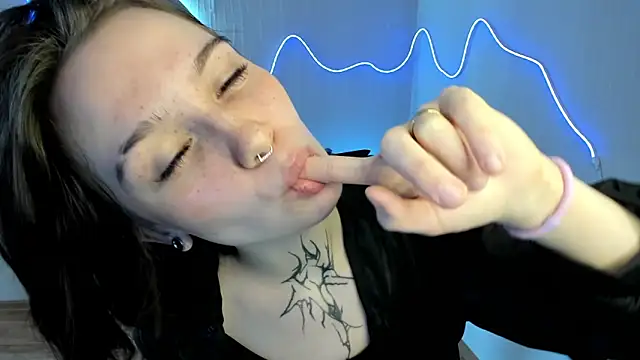 elastikisss - Elastikisss's free webcam