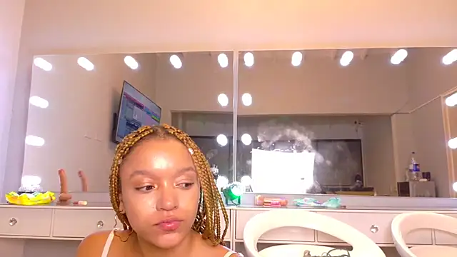 chocolatecrememia webcam