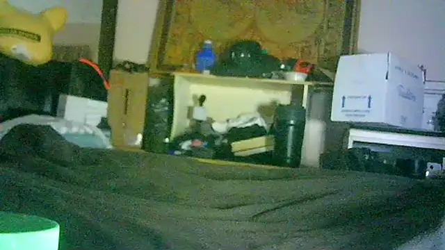 ON3YOULLN3VER_FIR3 webcam