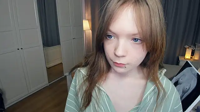 LavenderMitten webcam