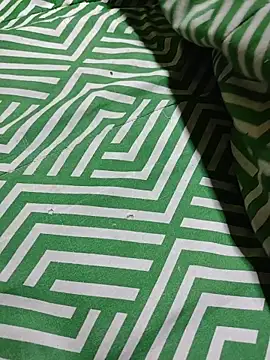 SHARLOTYJUANSTEVAN webcam