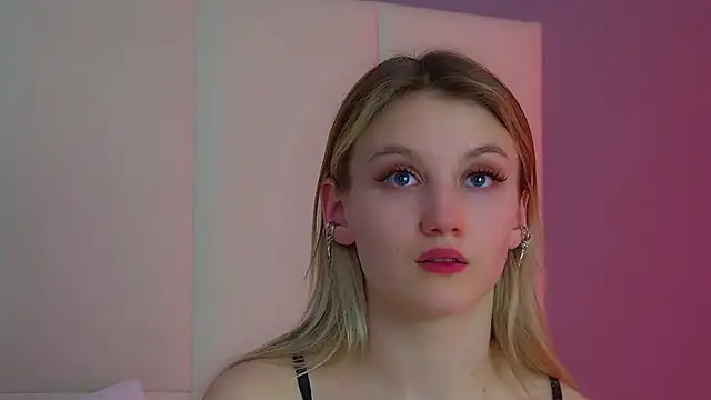 stacyevances - StacyEvances's free webcam