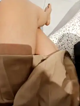 ori-lynk (F milf) - Play dildo cum and squirt public