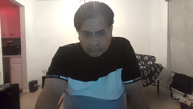 Peachestabby147 webcam